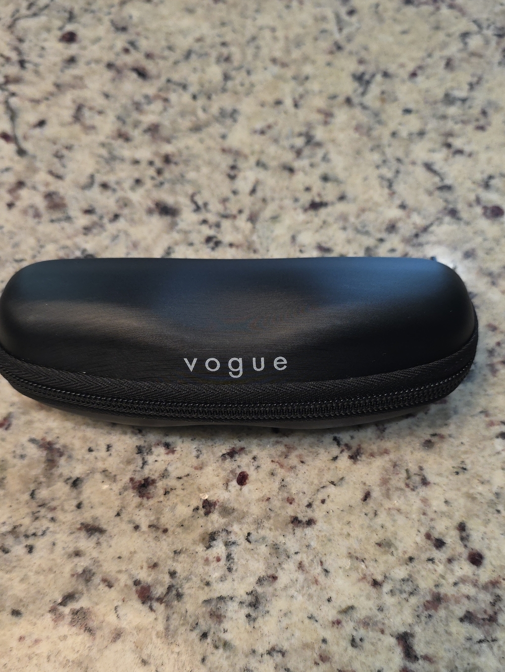 Vogue Black Zipped Sunglasses Case
